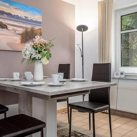 Birkenstrasse 11c Haus 2 Дом отдыха *